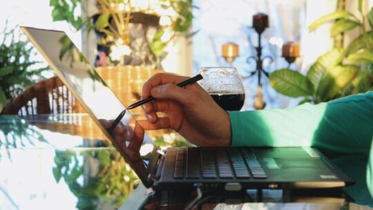 Should I move to the cloud? 8 reasons why you need to